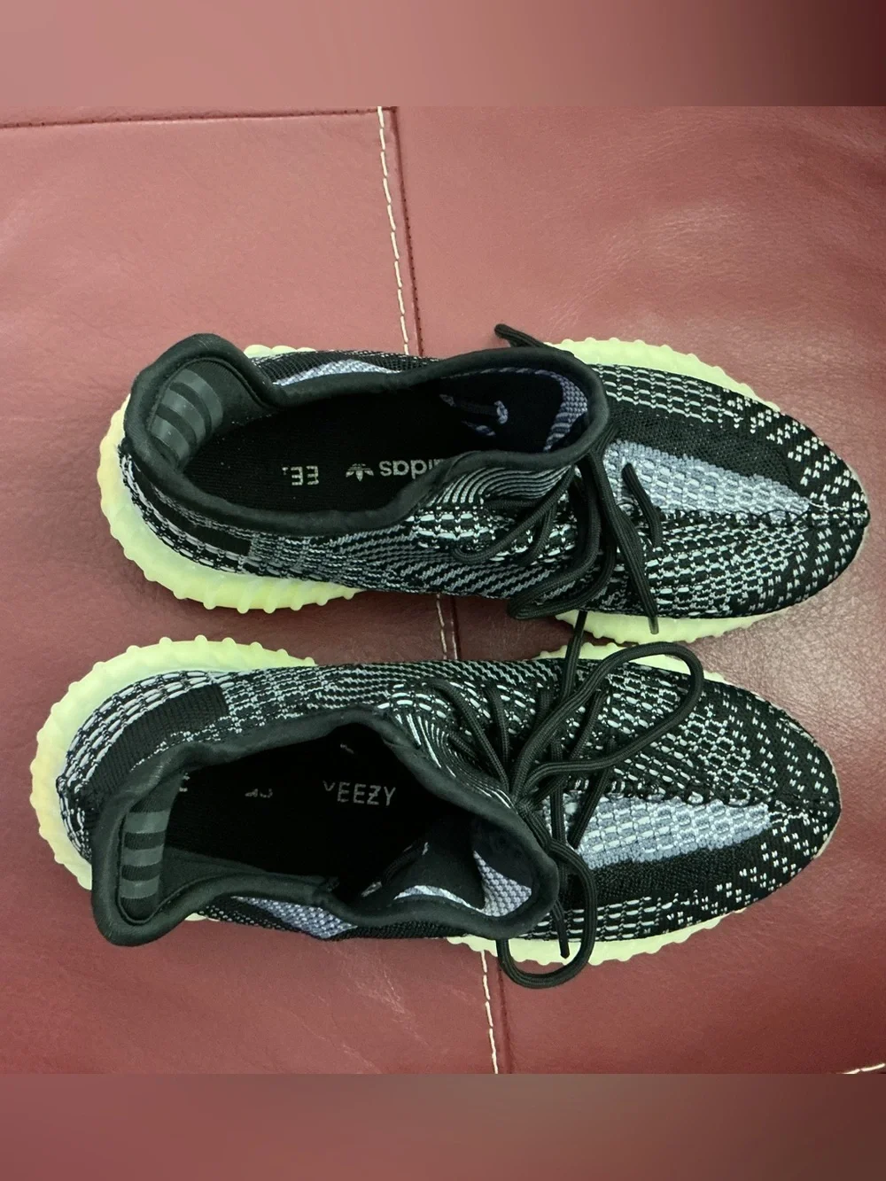 Adidas Yeezy BOOST 350 V2 SIZE 7.5